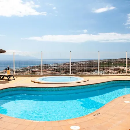 דירה Rooftop With Ocean View And Heated Pool אדחה