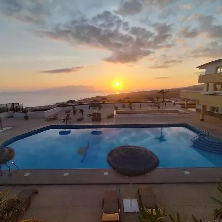 דירה Rooftop With Ocean View And Heated Pool *